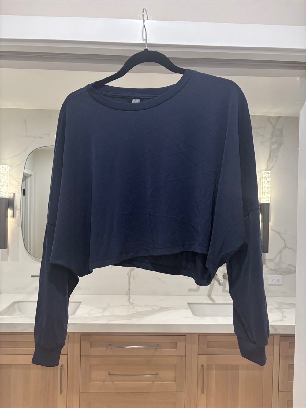 Beyond Yoga Navy Cropped Long-Sleeve Top